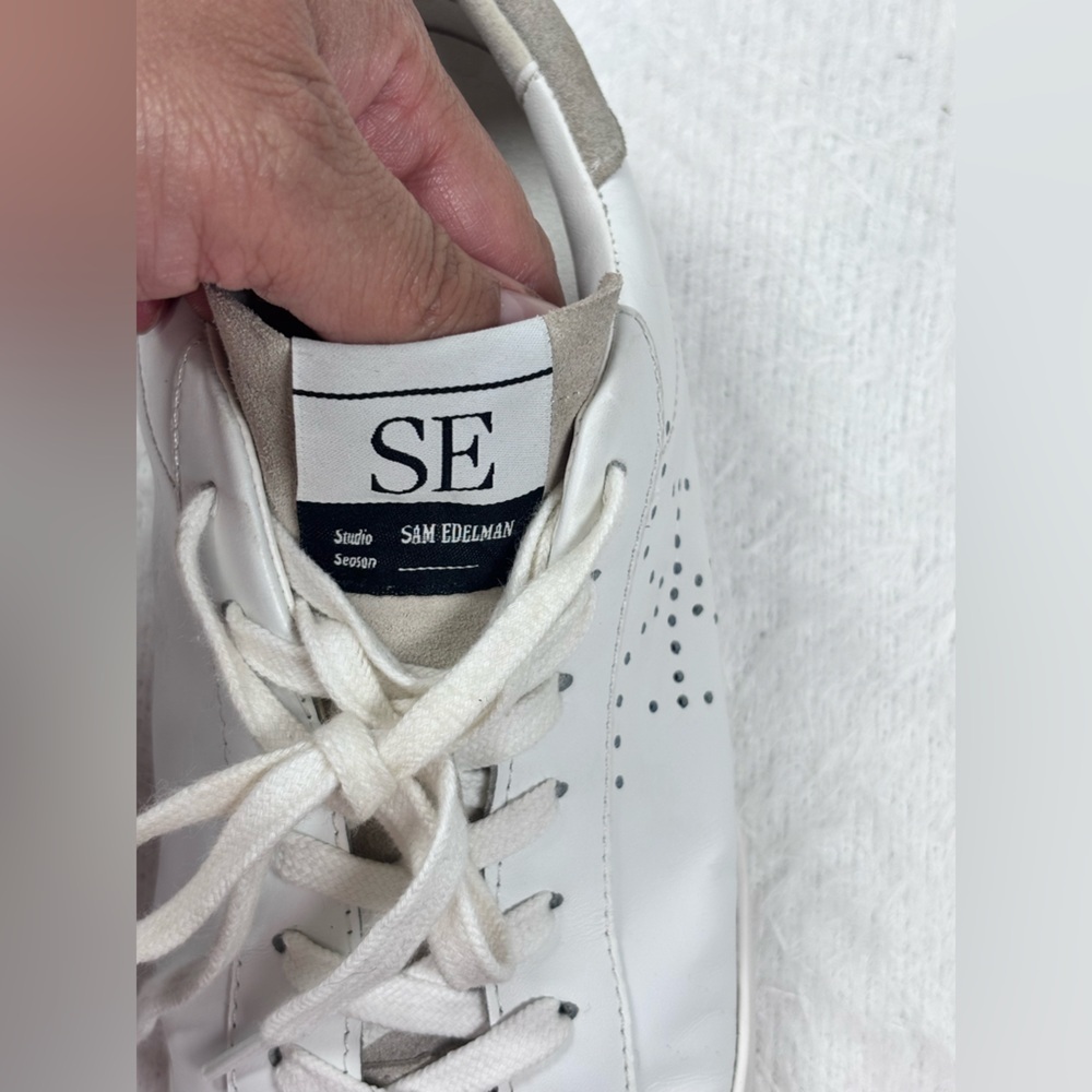 Sam Edelman White and Gray Casual Sneakers - Picture 9 of 12
